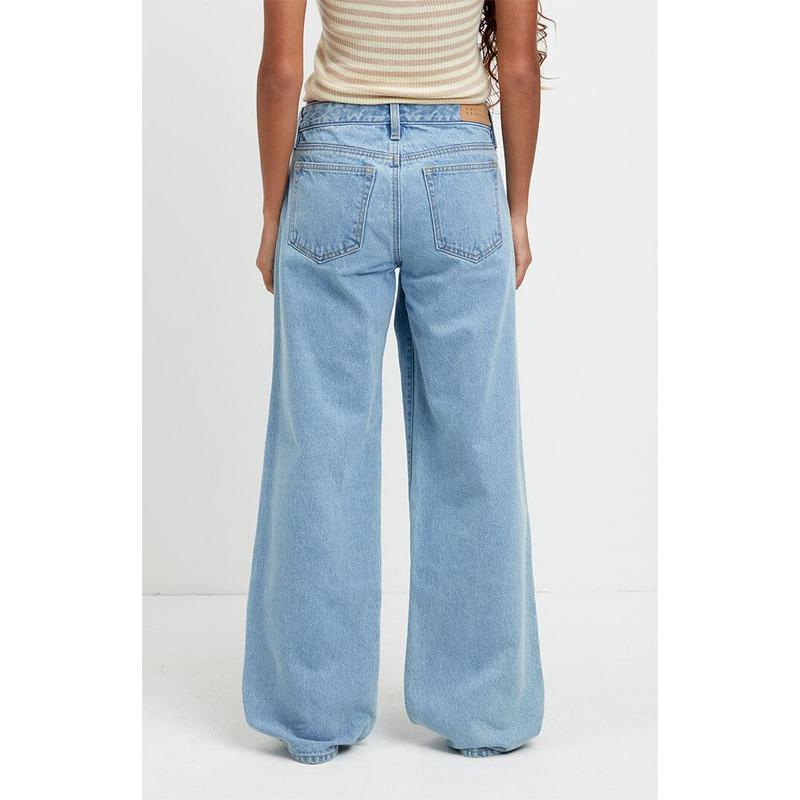 The Elise Wide-Leg Jeans